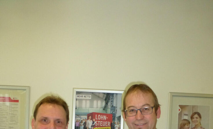 Jürgen Binder (AKNÖ Zwettl) und Reinhold Schneider (ÖGB-Regionalsekretär Waldviertel). 