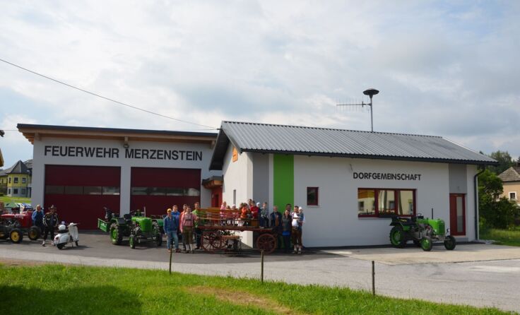 Der neue Dorfmittelpunkt wird gebührend und feierlich eröffnet. Foto: zVg