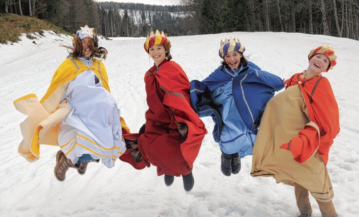 Die Sternsinger freuen sich schon auf ihren Einsatz. Foto: Wolfgang Zarl