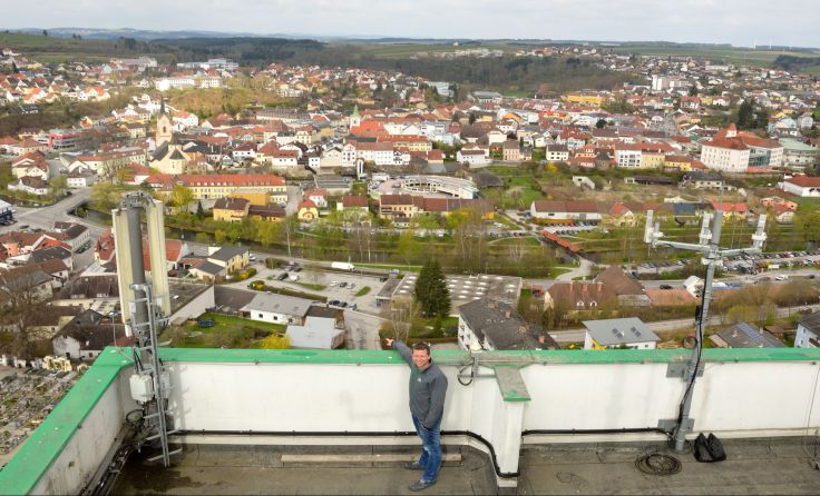 Herbert Auer, auf dem Dach des Lagerhaus-Silos von Zwettl Foto: KaVo