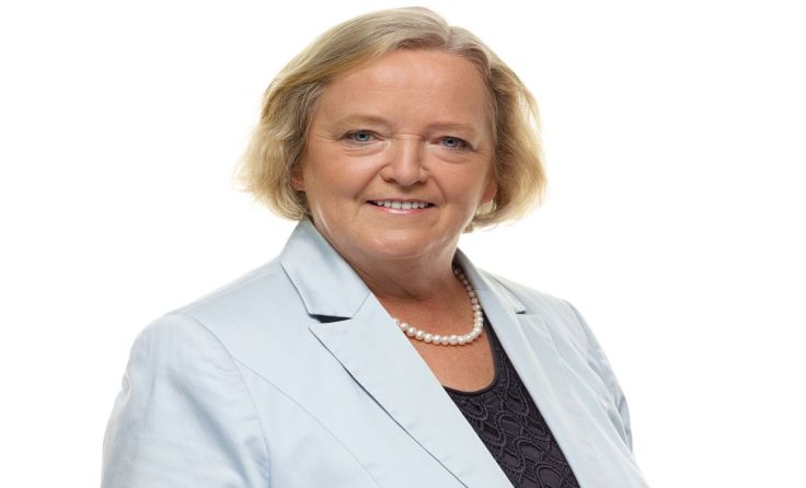 Nationalratsabgeordnete Angela Fichtinger lädt zu einer Sprechstunde in das Kaffeehaus; Fotos: VP