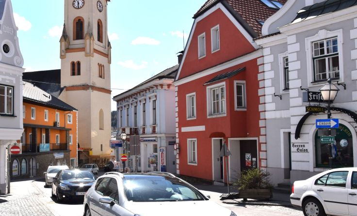 Die untere Landstraße in Zwettl wird über die Sommermonate saniert. Foto: F. Fichtinger/Tips