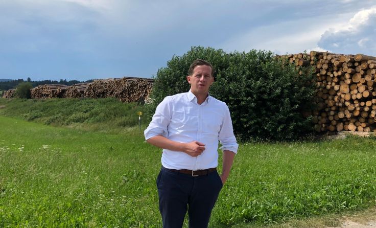 FPÖ-Landtagsabgeordneter Reinhard Teufel beim Lokalaugenschein; Foto: FPÖ