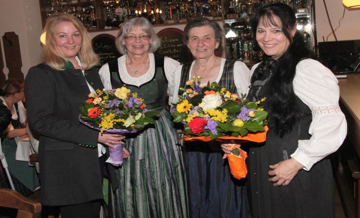 Foto: Goldhauben Ernsthofen
