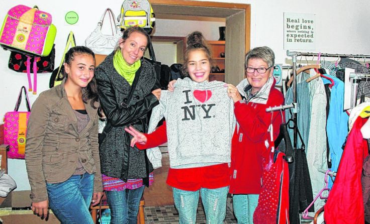 V. l.: Taimáa, Sarah Seidel, Madina und Melanie Lenzenweger