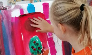 Kunst- und Kreativkurse im Almtaler Kinderatelier