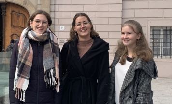 Bargeld vor dem Aus? Schülergruppe untersucht Zukunft des Bezahlens