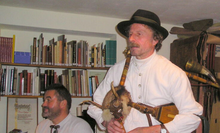 Franz Mettauer (re) mit altösterr. Dudelsack