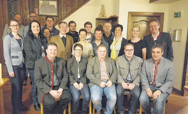 Franz Scholler (1. Reihe, 3. v. l.) ist der neue Obmann. Foto: Gemeinde Wang