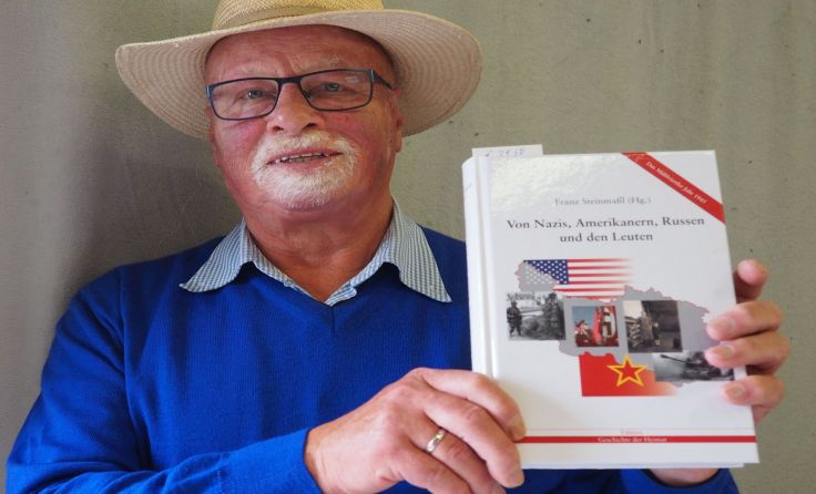 Franz Steinmaßl aus Grünbach liest im MÜK. Foto: MÜK