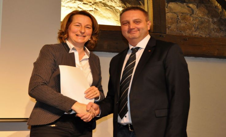 Gelöbnis abgelegt: Bürgermeisterin Elisabeth Paruta-Teufer, Clemens Poissl Foto: Stadtgemeinde