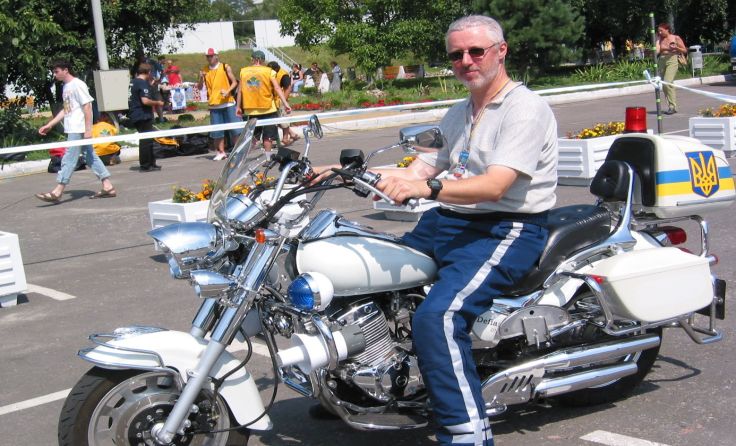 Polizeisternfahrt 2005 in Kiew: Gerhard Haag beim Geschicklichkeitsbewerb
