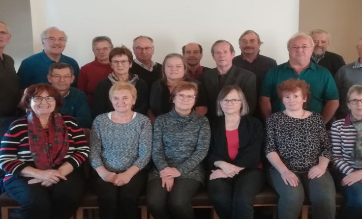 Die Kursteilnehmer und das Trainerteam 