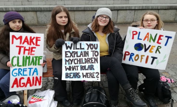 Die Jugend will nicht mehr zusehen, wie ihre Zukunft verspielt wird. Foto: Traxler