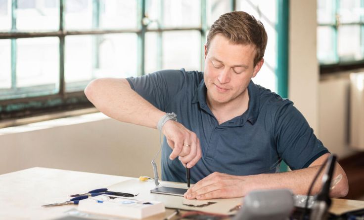 Reparieren statt neu kaufen: Landesrat Stefan Kaineder (Foto: Catherine Roider)