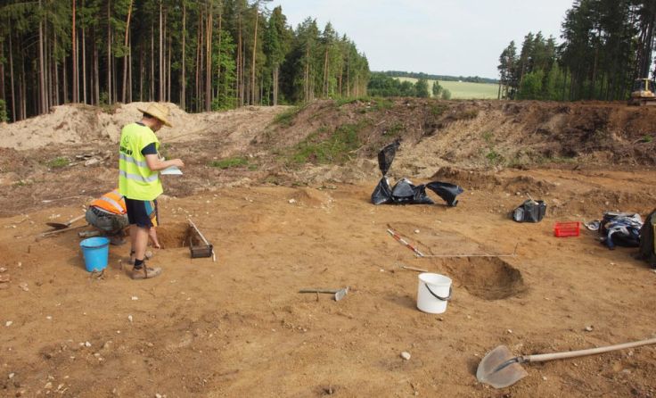 Archäologische Arbeiten an der Autobahntrasse (Foto: Mühlviertler Schlossmuseum)