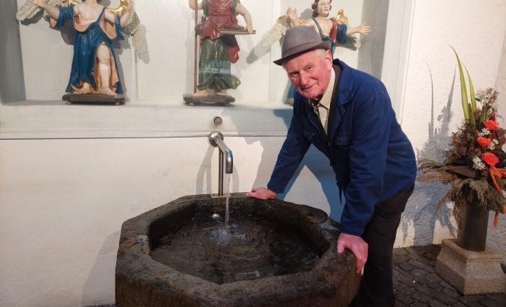 "Guter Geist" des Hedwigsbründls: Fritz Oyrer (Foto: Greindl)