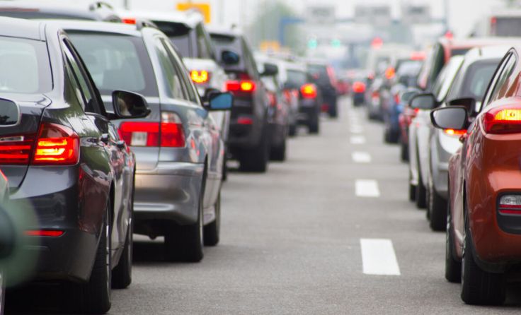 Die tage der endlosen Staus im Pendlerverkehr sollen gezählt sein. (Foto: disq/Adobe Stock)