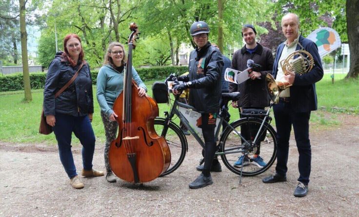 Wagner radelt Bruckner - hier zu Gast in Kirchdorf (Foto: Winter)