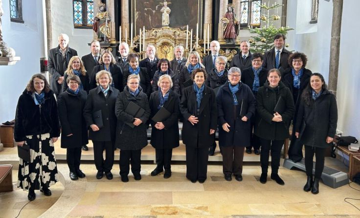 Der Gutauer Kirchenchor unter der Leitung von Gudrun Lehner (Foto: Alfred Atteneder)