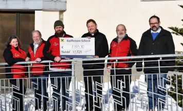 Naturfreunde Mönchdorf spendeten für Kirchensanierung