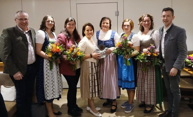 Hofübergabe bei den Ortsbäuerinnen (Foto: Ortsbauernschaft Lasberg)