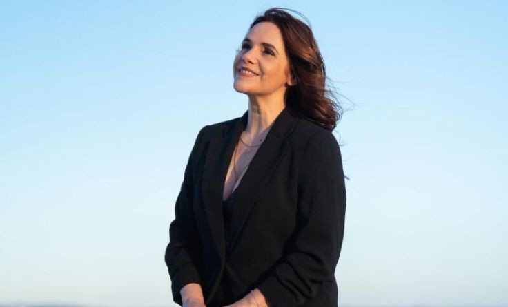 Carla Pires reist musikalisch in die portugiesische Seele. (Foto: ocarinamusic)