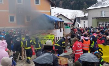 Schönauer Faschingsumzug von Malle im Mühlkreis bis Brand Eck