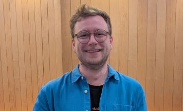 David Samhaber gewinnt den Freistädter Kleinkunstpreis Frischling