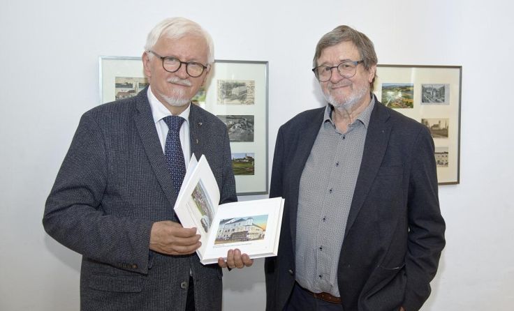 Die Initiatoren der Ausstellung Günter Wagner (l.) und Erwin Doppler (Foto: Helmut Bayrhammer)