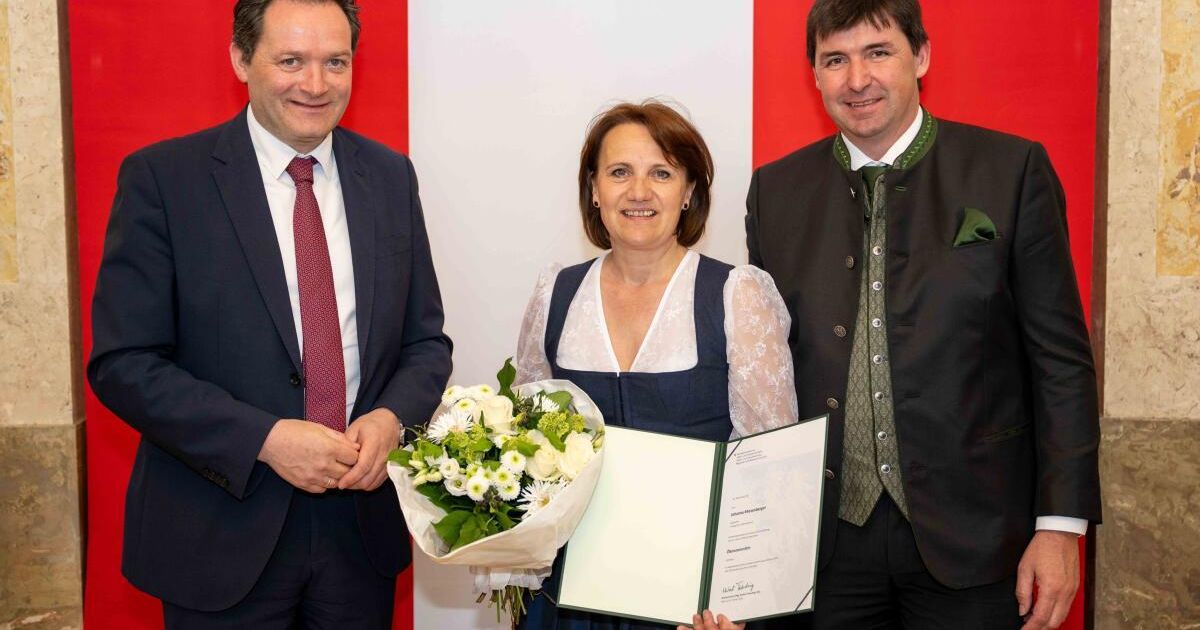 Johanna Miesenberger is an Economic Advisor