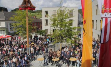 Schönau feierte sein neues Ortszentrum