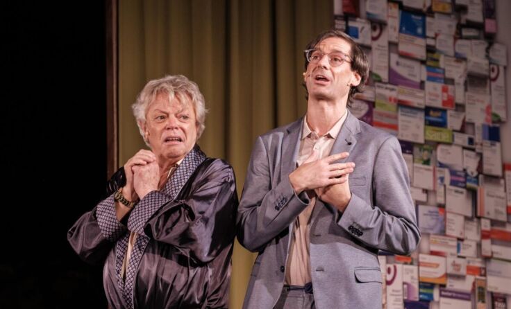 Alfred Rauch (l.) in der Titelrolle, Gabriel Tober-Kastner (Foto: Andrea Trawöger)