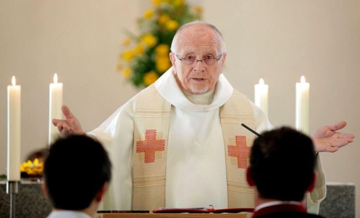 Pfarrer emeritus Josef Zauner wird am 3. August 90 Jahre alt. (Foto: Weihbold)