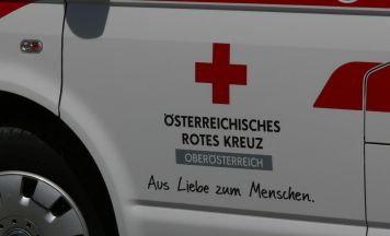 Riesenglück für Dreijährige: Sturz vom Pawlatsch fast unverletzt überlebt