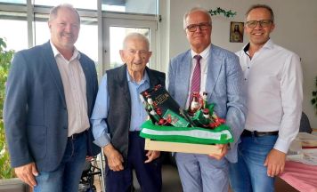 Karl Siegl aus Pregarten: rüstig und lebensfroh noch mit 100 Jahren