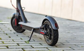 Dreister E-Scooter-Diebstahl in Sandl