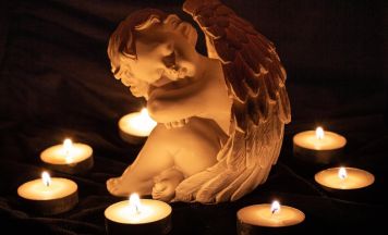 Pfarrfriedhof Unterweißenbach bekommt Gedenkort für Sternenkinder