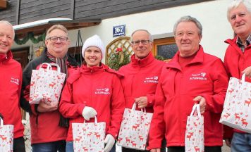 Weihnachten naht - Zeit für die Witwen- und Witwer-Packerl-Aktion