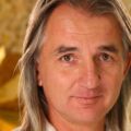 Braco und sein gebender Blick am 18.09.2026, Begegnungszeiten 12, 13, 14 und 15 Uhr in Marchtrenk