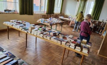 Bücherflohmarkt im Gasthaus Obernberger