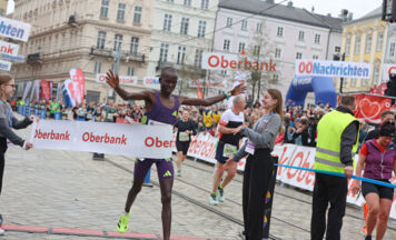 Sieg für kenianisches Duo beim 24. Oberbank Linz Donau Marathon