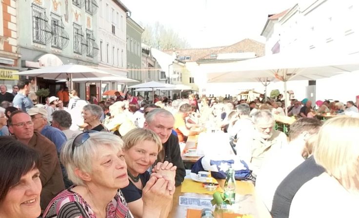 Besucher der Eröffnung
