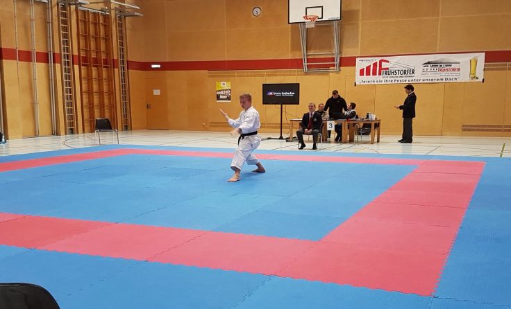 Erik Großhaupt bei seiner Kata