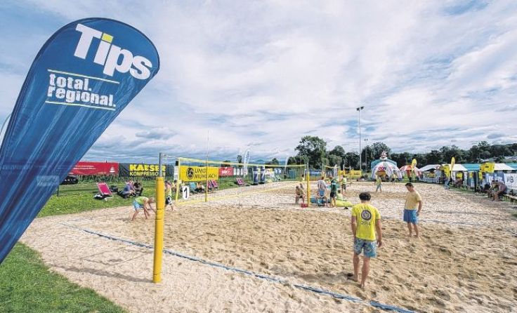 80 Sportler „beachen“ am 14. August an fünf Volleyballplätzen. Foto: Mayr/Cityfoto