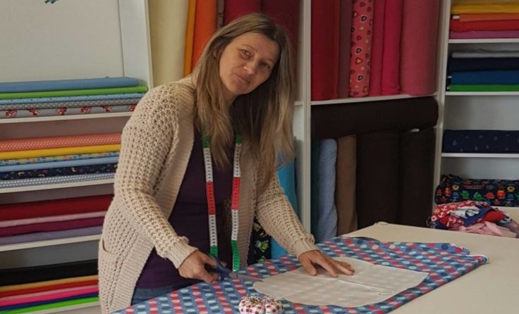 Unternehmerin Doris Moser schneidert alle Teile selbst, Fotos: Moser 
