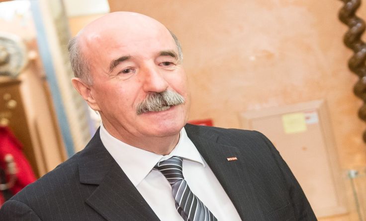 Bezirkstellenobmann Manfred Benischko lobt das neue Programm. Foto: WKO.