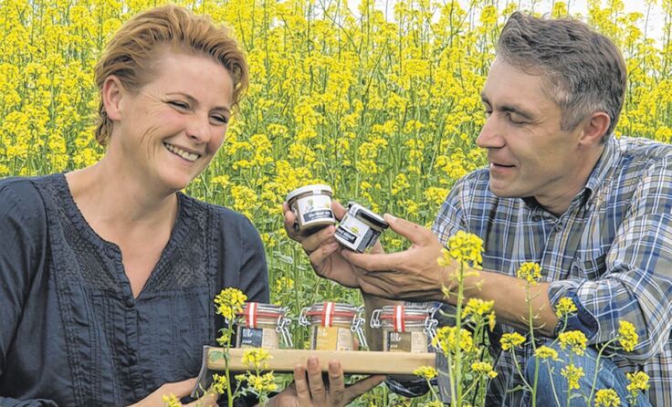 Franziska und Leo Friesenecker setzen auf Senf. Foto: ziskafotografie.at