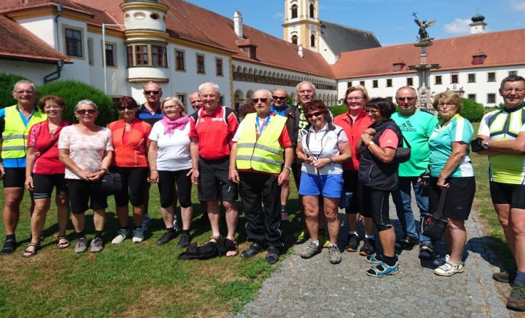 Die sportlichen Senioren am Ziel in Altötting