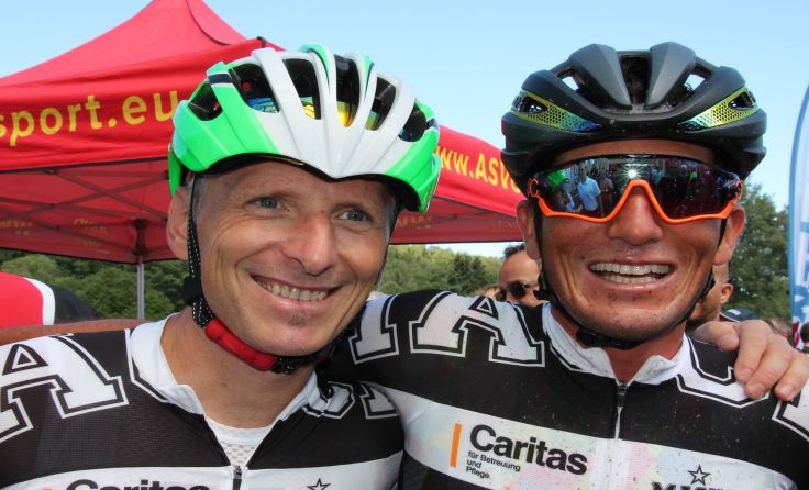 Team Mach1- Ride4Demenz powered by Caritas in der Wechselzone in Weigetschlag 
